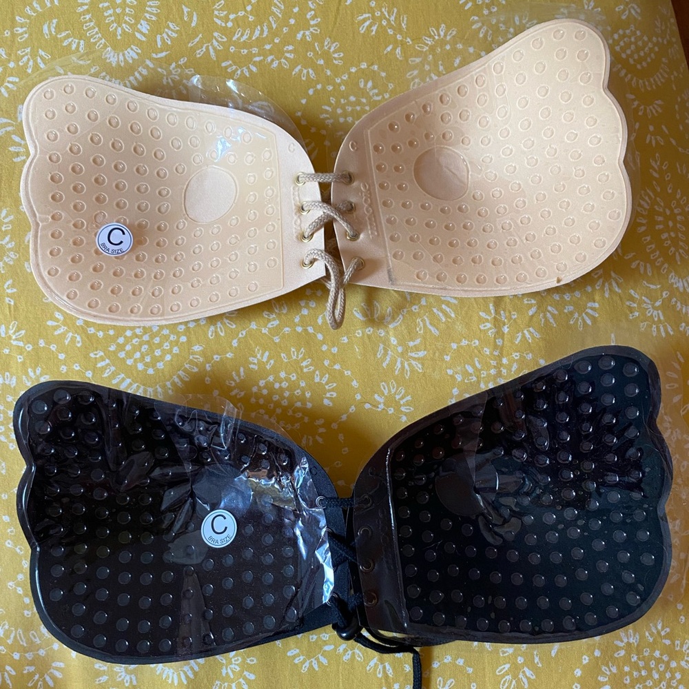 Bras - Picture 3 of 4